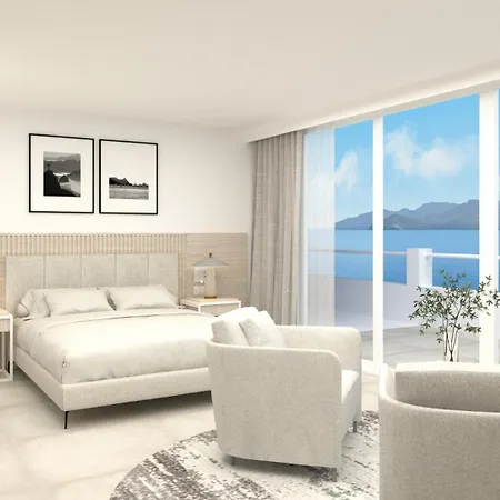 The Beachfront Adult Only 16 3* マルマリス