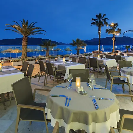 The Beachfront Adult Only 16 ホテル 3*